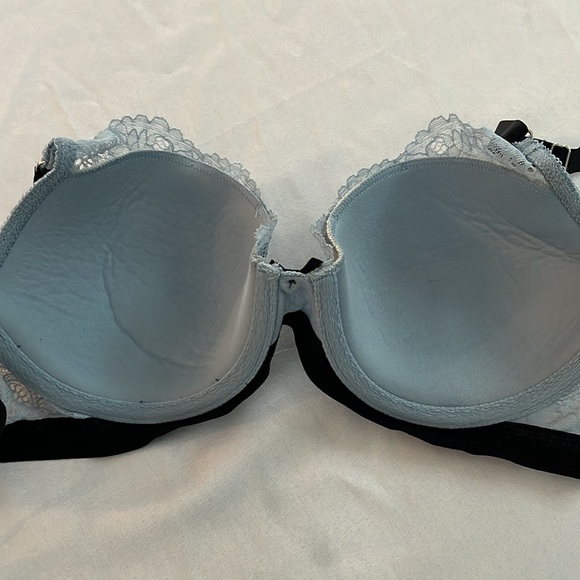 VS Dream Angels Lined Demi 34C - Picture 4 of 7